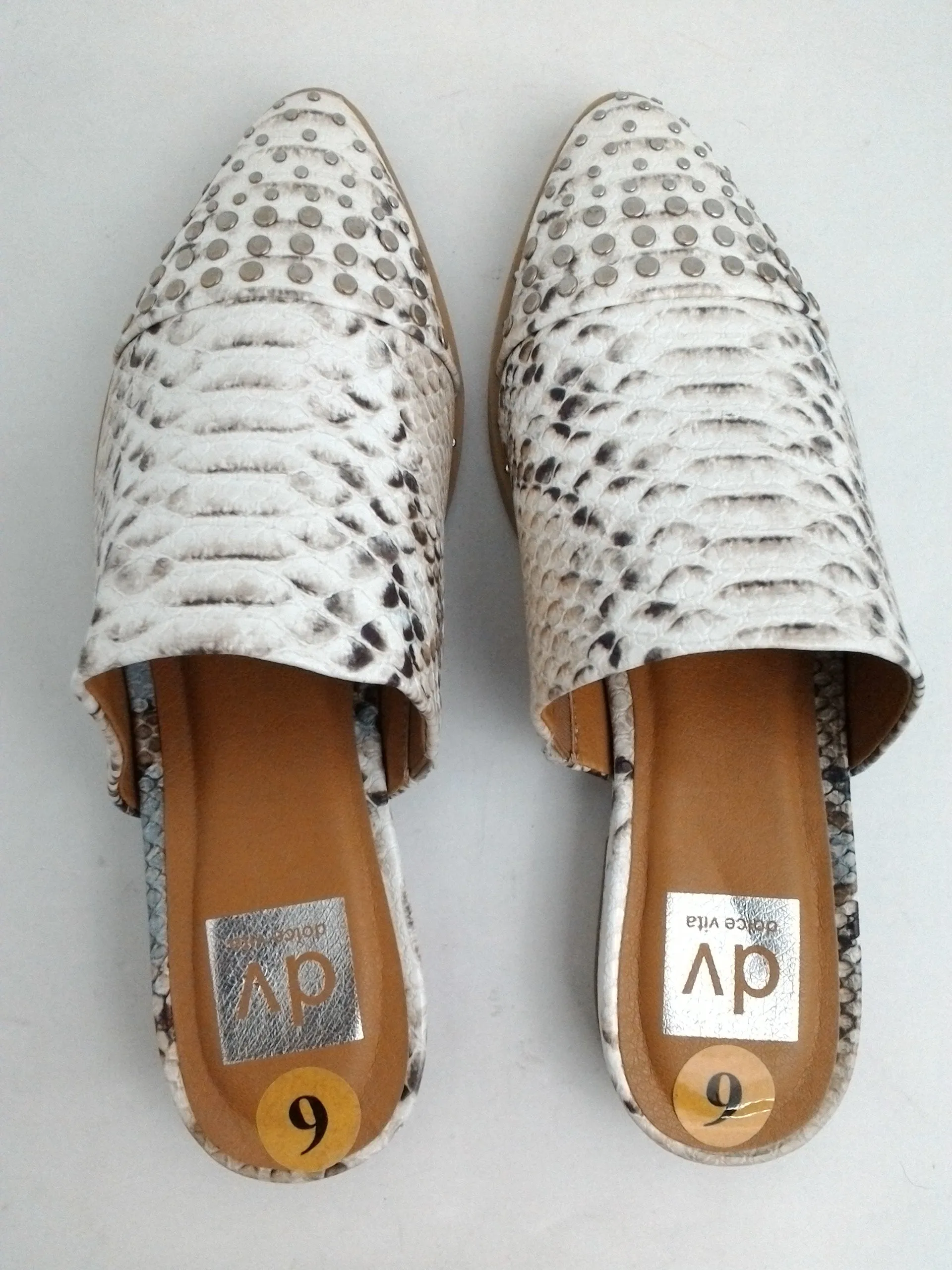 Dolce Vita Women's Itzel Beige Animal Print Loafers Size 6