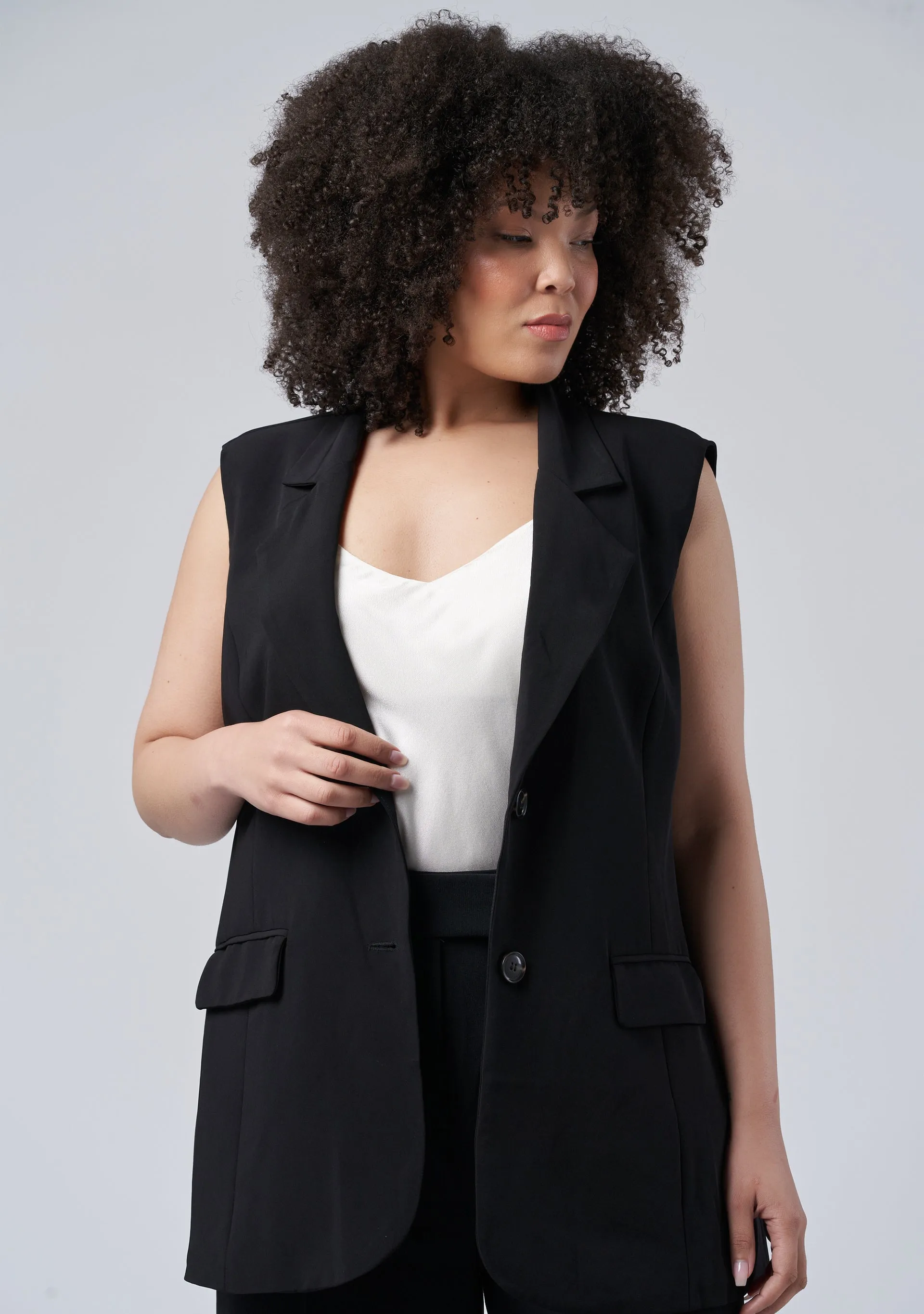 Scarlett Sleeveless Blazer